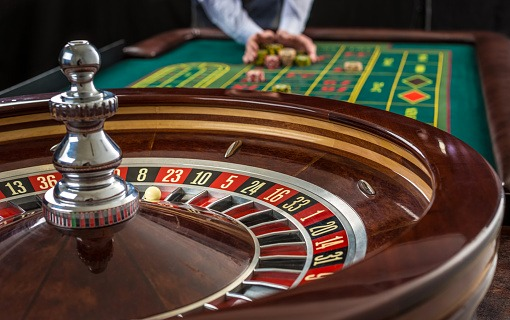 Red and Black Roulette Betting Strategy